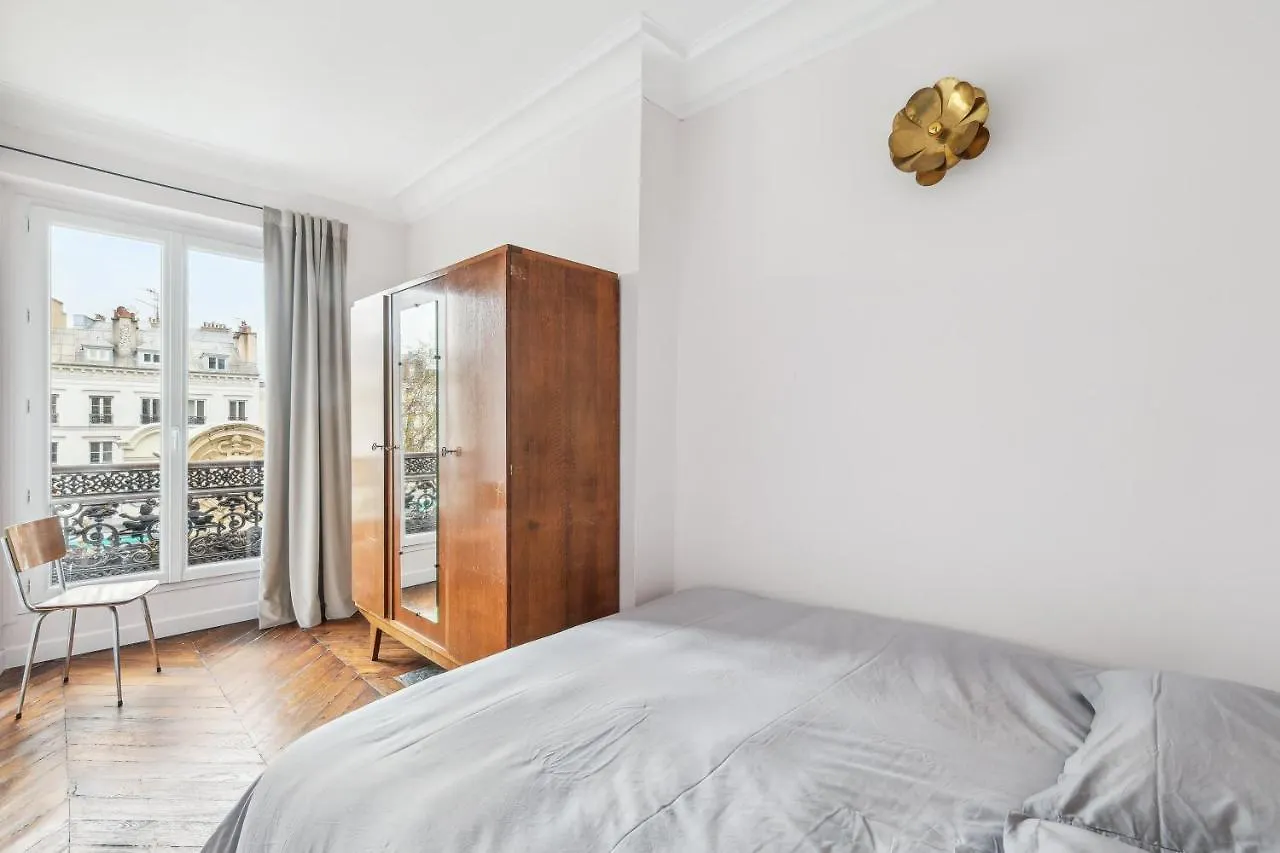 Apartment Spacious 'canal Saint Martin' For 6 By Weekome *